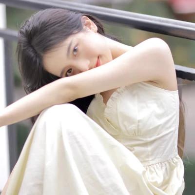 清新美女闺蜜头像单人