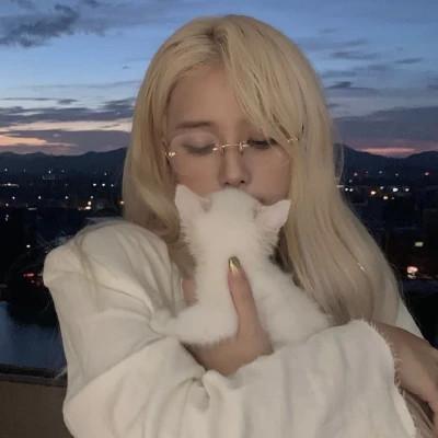 适合女士的微信头像图片大全48张