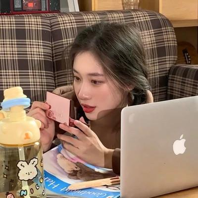 清新美女闺蜜头像单人