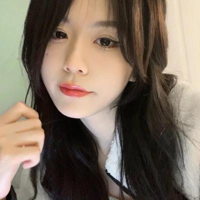 女生青春感十足的头像图片60张