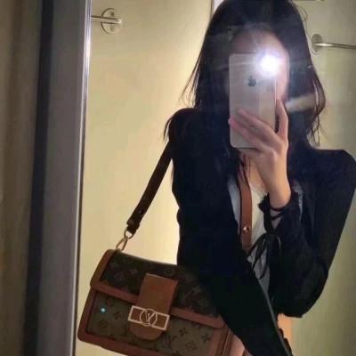 适合女士的微信头像图片大全48张