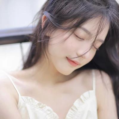 清新美女闺蜜头像单人