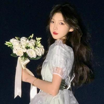 女生青春感十足的头像图片60张