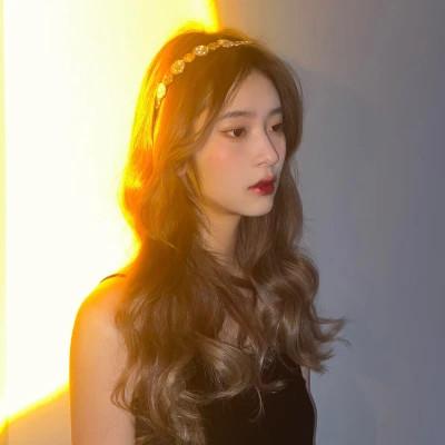 清新美女闺蜜头像单人