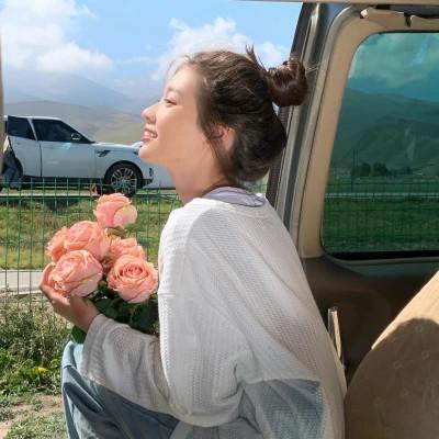 清新美女闺蜜头像单人
