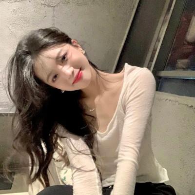 清新美女闺蜜头像单人