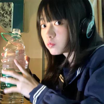 94张高质量风格女头ins