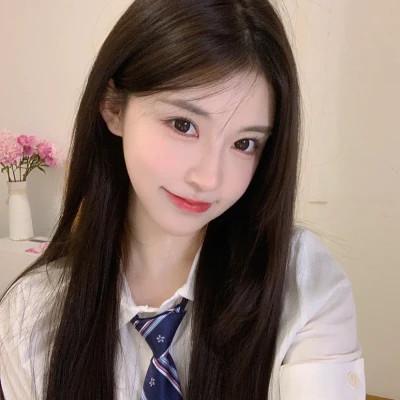 女生青春感十足的头像图片60张
