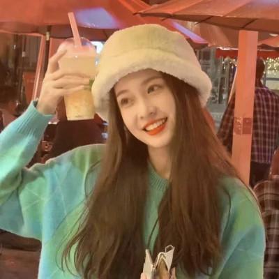 清新美女闺蜜头像单人