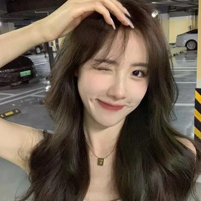 女生青春感十足的头像图片60张