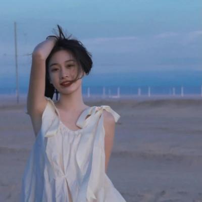 清新美女闺蜜头像单人