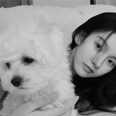120张唯美意境清新好看的黑白女头图片，黑白梦境