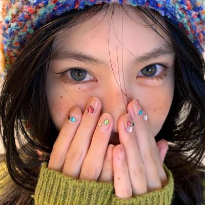 94张高质量风格女头ins