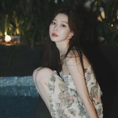 清新美女闺蜜头像单人