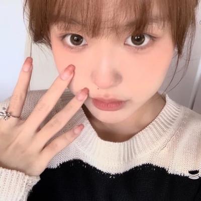 94张高质量风格女头ins