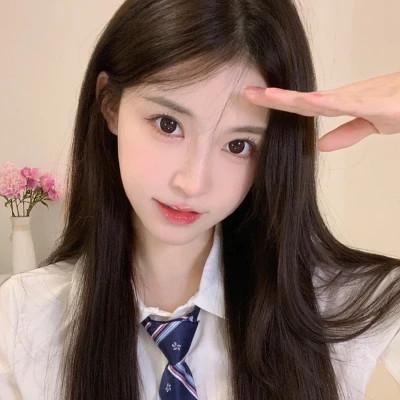 女生青春感十足的头像图片60张