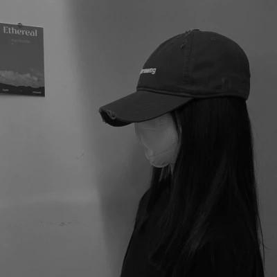 120张唯美意境清新好看的黑白女头图片，黑白梦境