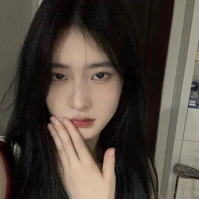 清新美女闺蜜头像单人