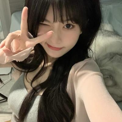 女生青春感十足的头像图片60张