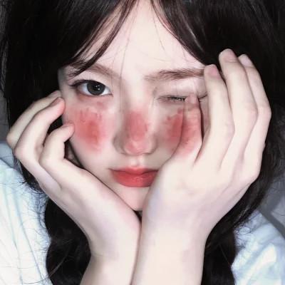 女生青春感十足的头像图片60张