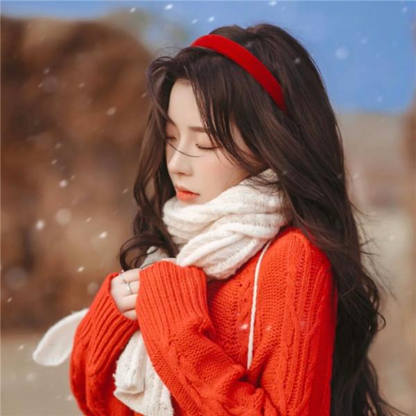 红色主题头像女生 高清有意境的红色唯美图片女生头像
