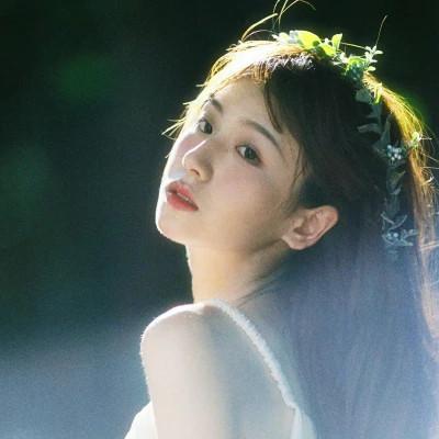 清新美女闺蜜头像单人