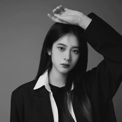 清新美女闺蜜头像单人