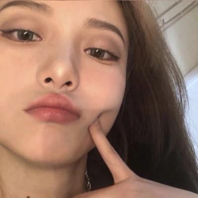 适合女士的微信头像图片大全48张