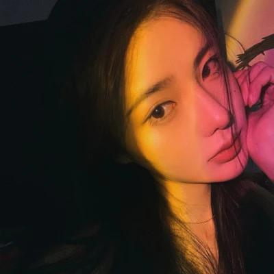 适合女士的微信头像图片大全48张