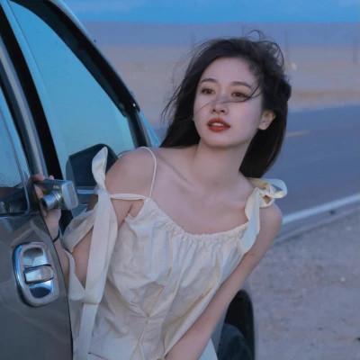 清新美女闺蜜头像单人