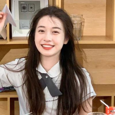清新美女闺蜜头像单人