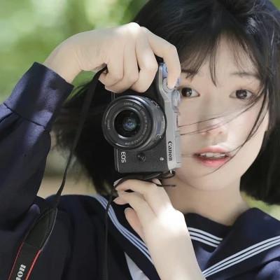 女生青春感十足的头像图片60张