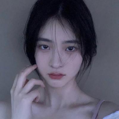 清新美女闺蜜头像单人