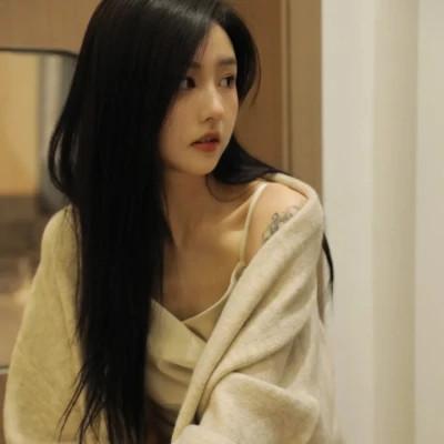 女生图片超级稀有头像40张