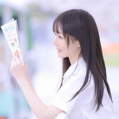 适合女孩子用的干净温柔的头像74张