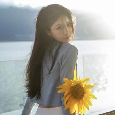 适合女孩子用的干净温柔的头像74张