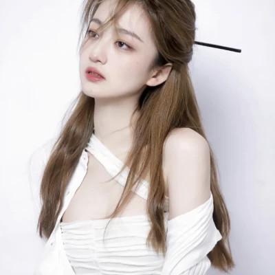 适合女孩子用的干净温柔的头像74张