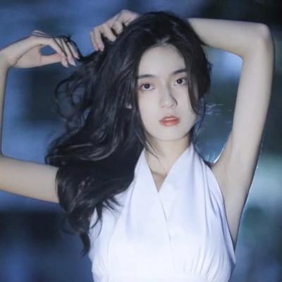 适合女孩子用的干净温柔的头像74张
