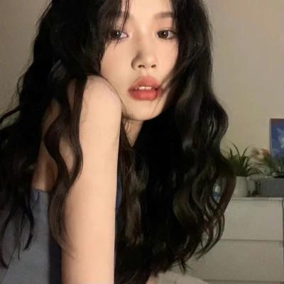 女生图片头像2023最火