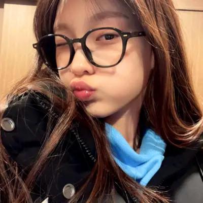 高质量女性头56张