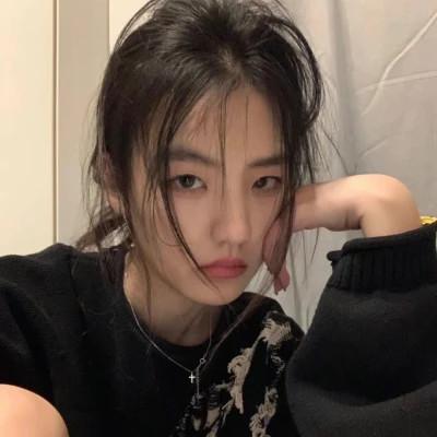 女生图片头像2023最火