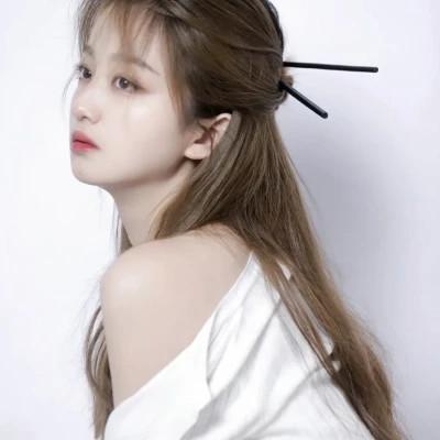适合女孩子用的干净温柔的头像74张