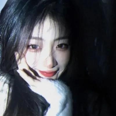 适合女孩子用的干净温柔的头像74张
