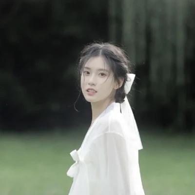适合女孩子用的干净温柔的头像74张