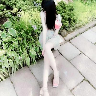 不露脸身材好的气质美女头像73张