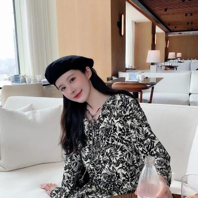 戴帽子女生头像图片大全