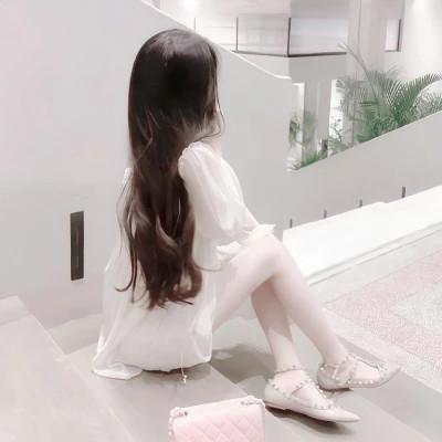 不露脸身材好的气质美女头像73张