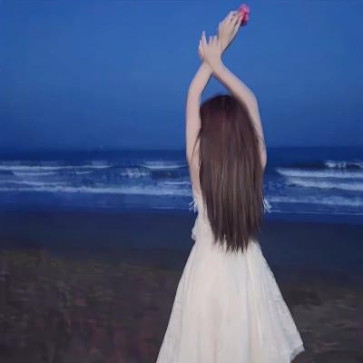 60张最火漂亮背影女生头像图片