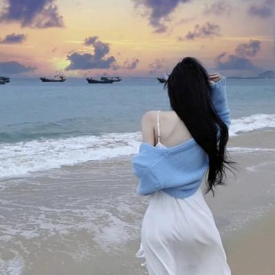 60张最火漂亮背影女生头像图片