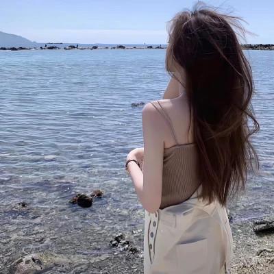 60张最火漂亮背影女生头像图片